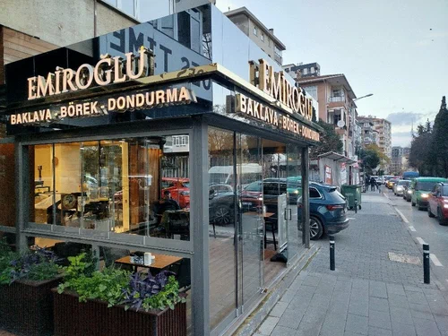 Exterior view of Emiroğlu Baklava Kadıköy Branch