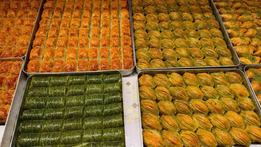 Yazın Baklava Saklama