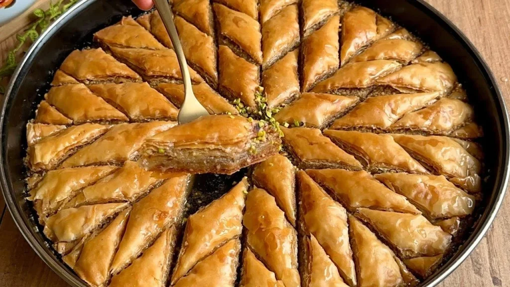 Baklavanın Yanına Hangi İçecek Yakışır?