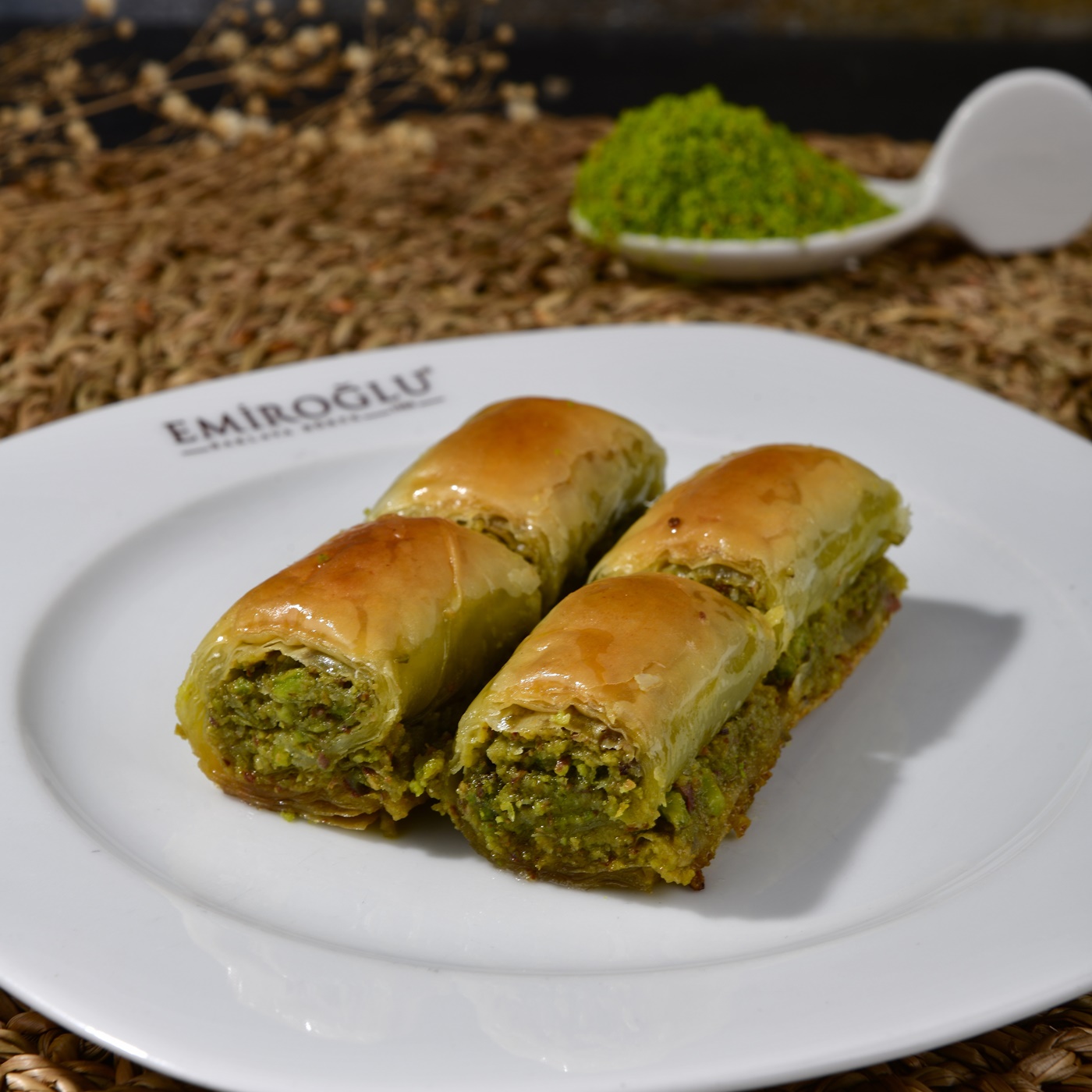 Dry Baklava - Emiroğlu Baklava